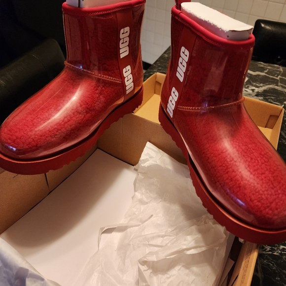 Ugg Classic Clear Mini Boot - Picture 1 of 4